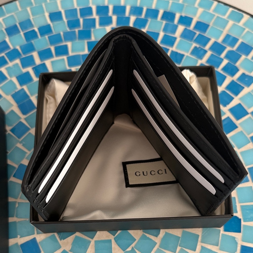 New Authentic Gucci GG Supreme Tiger Bi-fold Wallet, Leather and Canvas - Picture 5 of 7
